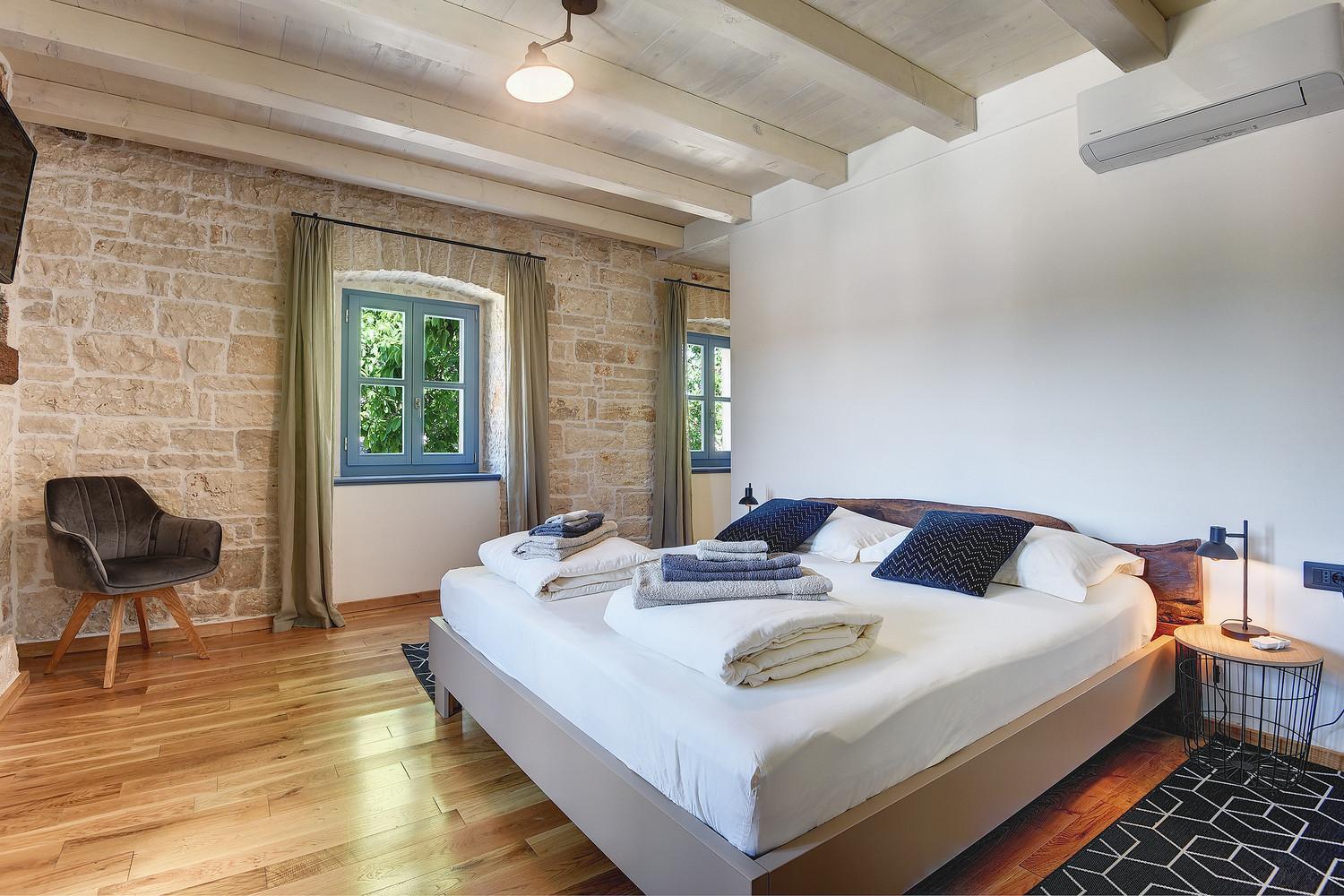 Tinjan Villa Pi For 8 People In Central Istria With Heated Pool & Large Garden מראה חיצוני תמונה