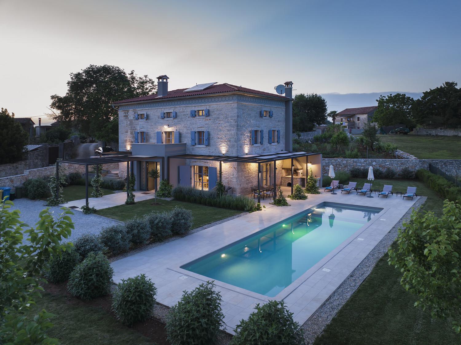 Tinjan Villa Pi For 8 People In Central Istria With Heated Pool & Large Garden מראה חיצוני תמונה